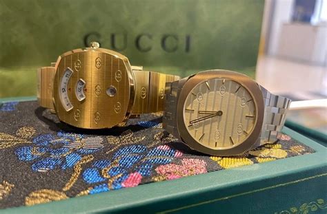 how to set the time on a gucci watch|how to clean gucci watch.